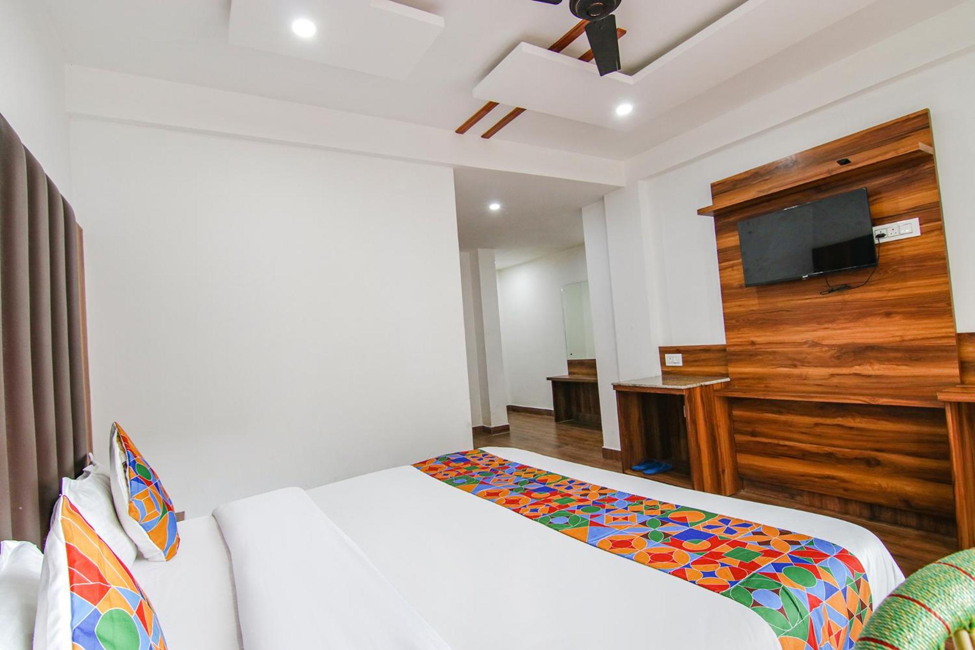 Fabhotel Ayana Inn Dharamshala Bagian luar foto