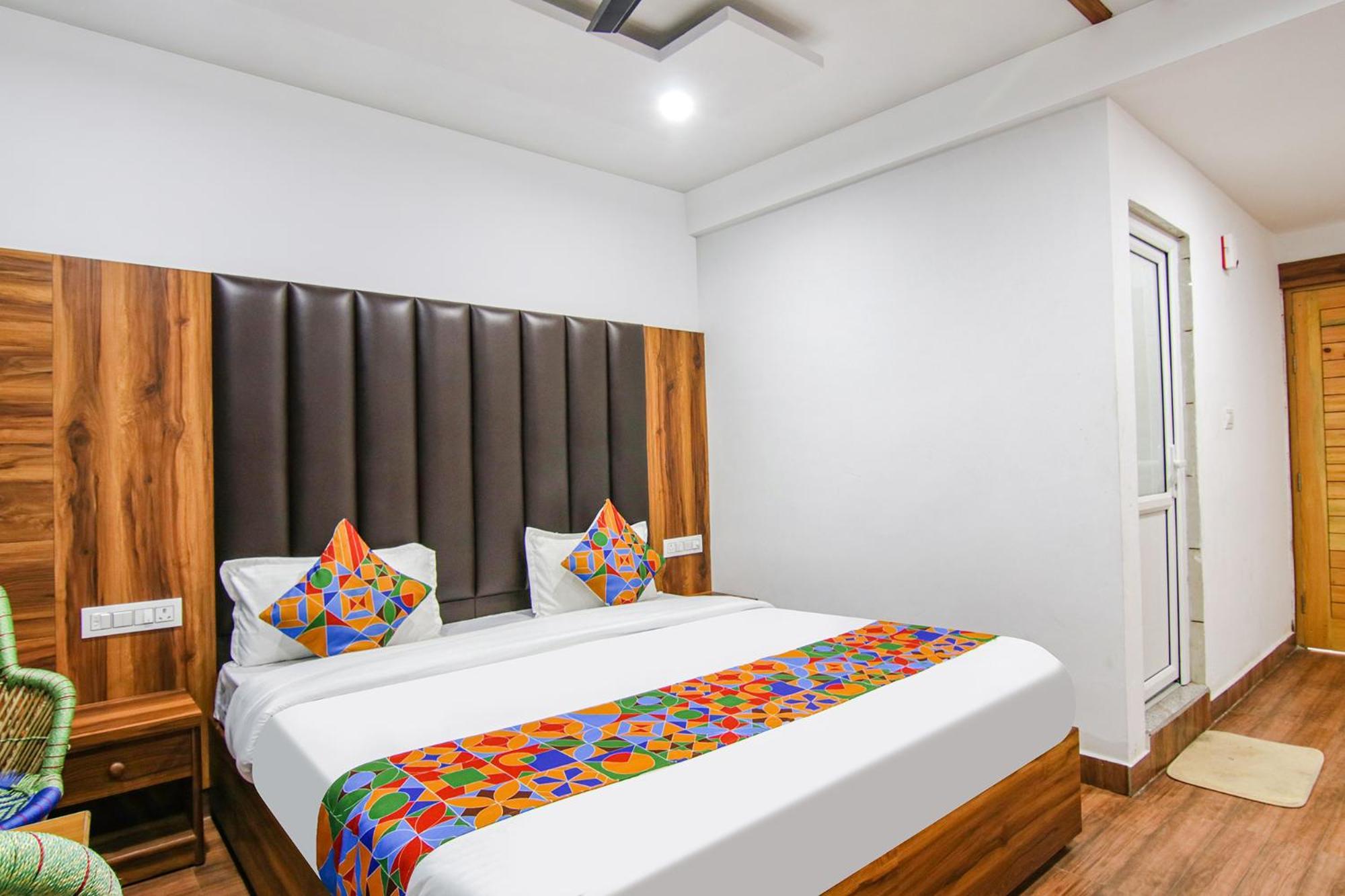 Fabhotel Ayana Inn Dharamshala Bagian luar foto
