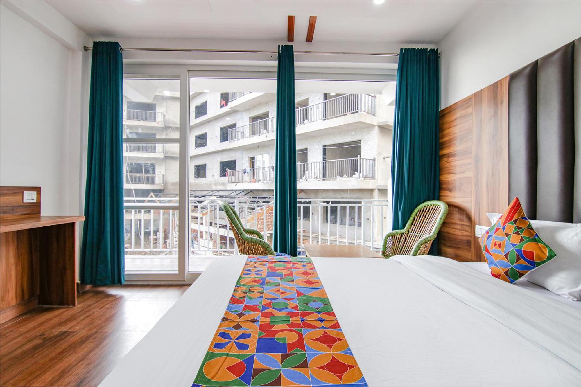 Fabhotel Ayana Inn Dharamshala Bagian luar foto