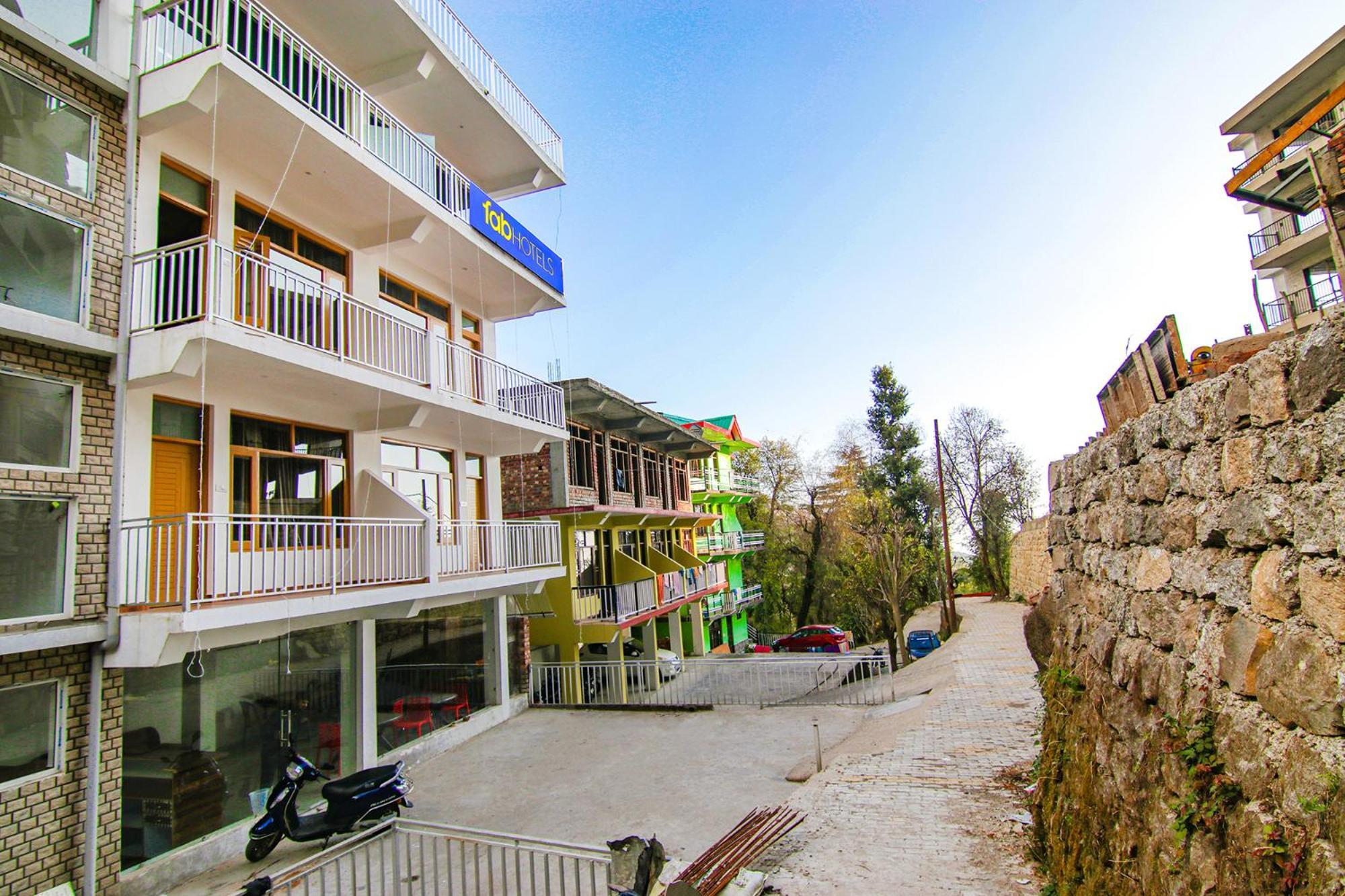 Fabhotel Ayana Inn Dharamshala Bagian luar foto